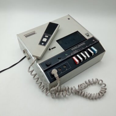 Rádio gravador National Panasonic